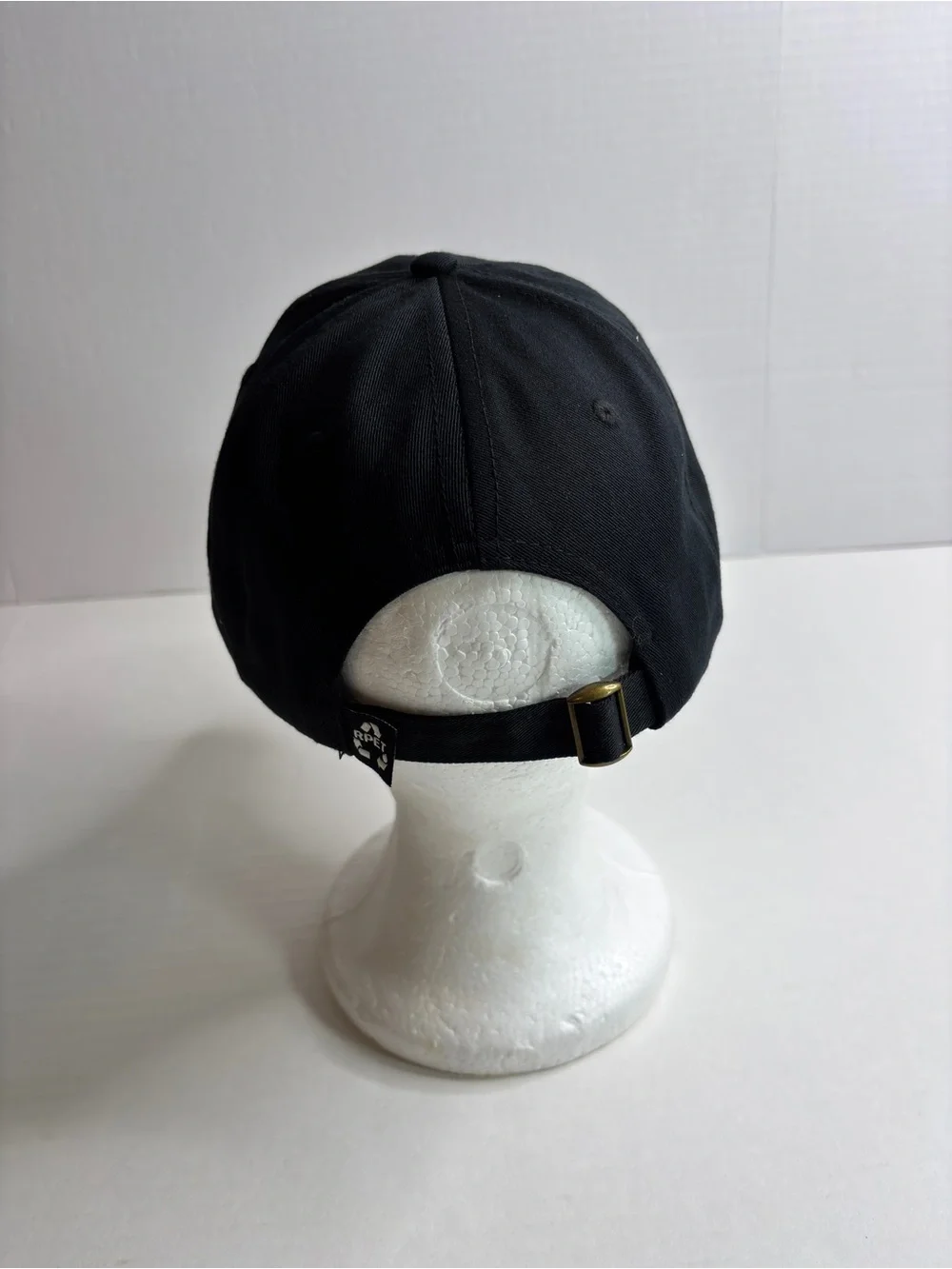 ANHEUSER BUSCH ST LOUIS BREWERY BLACK ADJUSTABLE STRAPBACK BASEBALL HAT CAP Logo